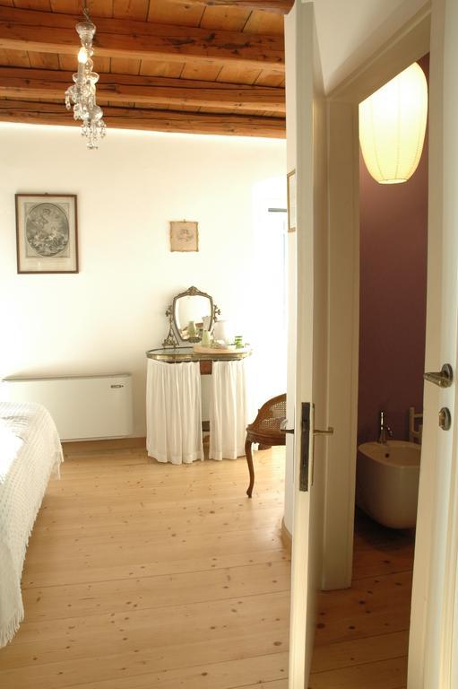 Agriturismo Tenuta La Pergola Бардоліно Номер фото